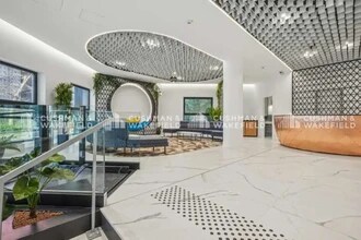 14 Rue Du Général Audran, Courbevoie à louer Hall d’entrée– Image 2 sur 6