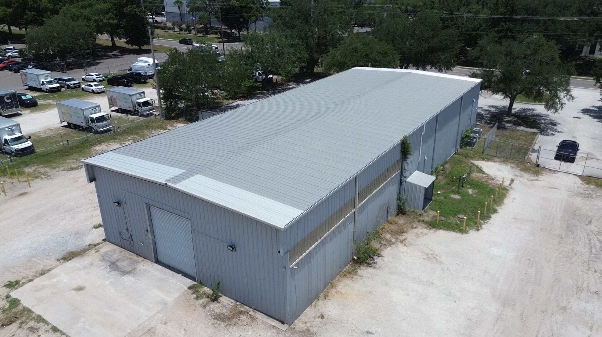 9507 Palm River Rd, Tampa, FL à louer Photo de l’immeuble– Image 1 sur 26