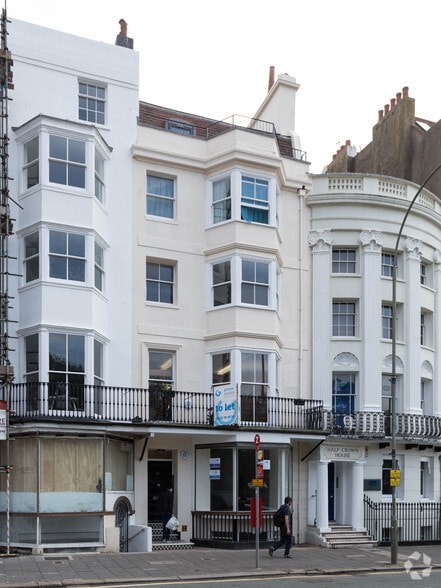 25 Old Steine, Brighton à louer - Photo de l’immeuble – Image 2 sur 4