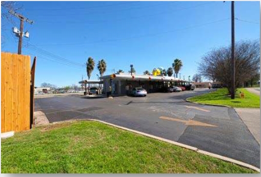 1611 S General McMullen Dr, San Antonio, TX à louer - Photo de l’immeuble – Image 2 sur 7
