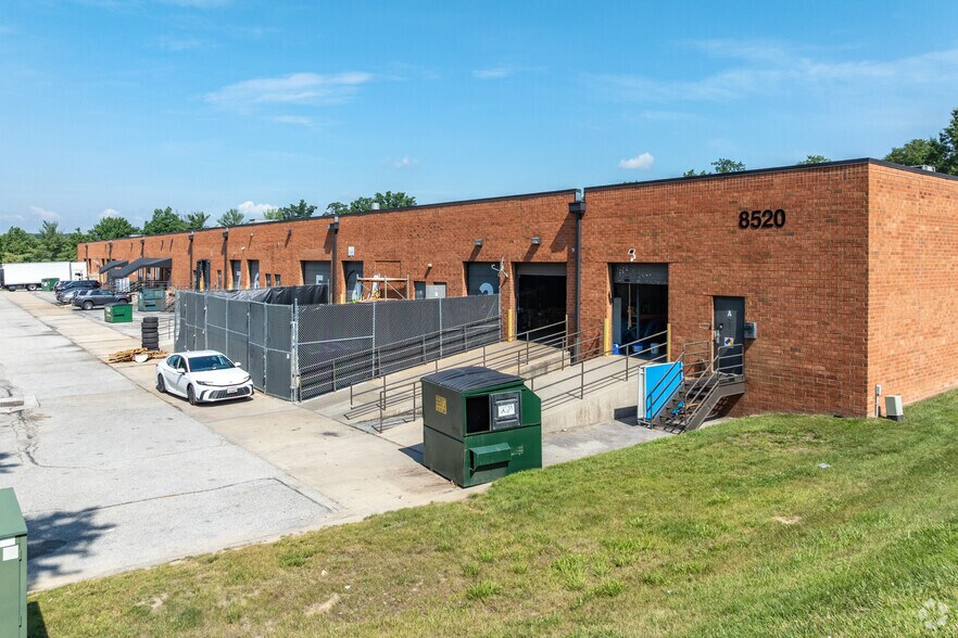8520 Corridor Rd, Jessup, MD à louer - Photo de l’immeuble – Image 2 sur 5
