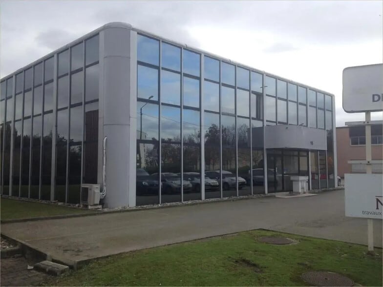 16 Chemin De Fondeyre, Toulouse à louer - Photo de l’immeuble – Image 3 sur 6