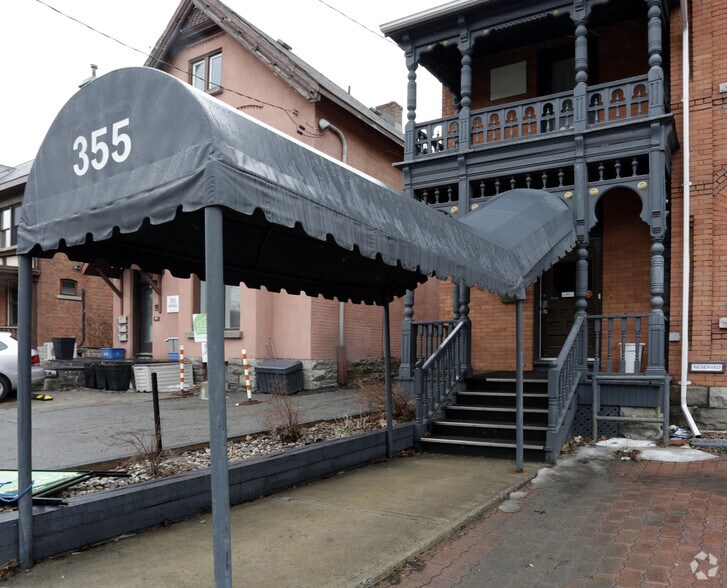 355 Waverley St, Ottawa, ON à louer - Photo de l’immeuble – Image 3 sur 8