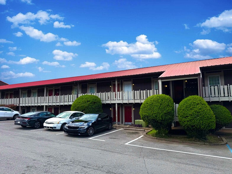 2418 Green Springs Hwy, Birmingham, AL à vendre - Photo de l’immeuble – Image 2 sur 19