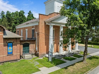 Plus de détails pour 11 E Broadway, Salem, NY - Sports et loisirs à vendre