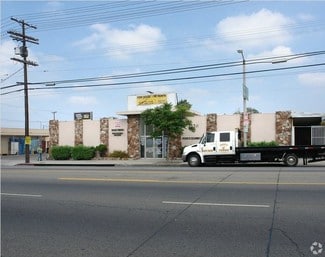 Plus de détails pour 13711 Van Nuys Blvd, Pacoima, CA - Différents types d’espaces à louer