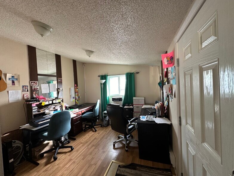 10646 Sunnyside Rd SE, Jefferson, OR à vendre - Photo intérieure – Image 2 sur 54