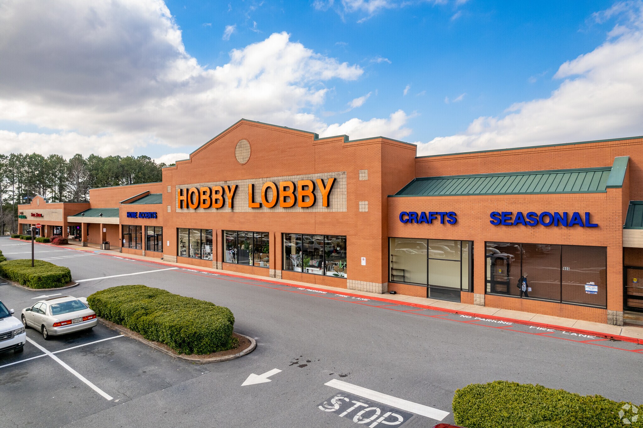 655 Atlanta Rd, Cumming, GA à louer Photo principale– Image 1 sur 8