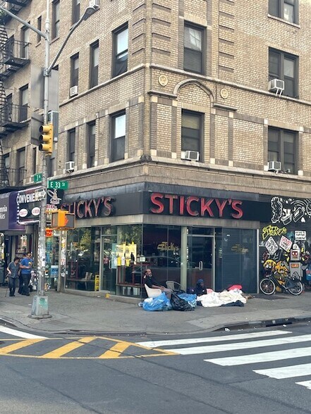 482-484 Third Ave, New York, NY à louer - Photo de l’immeuble – Image 3 sur 12