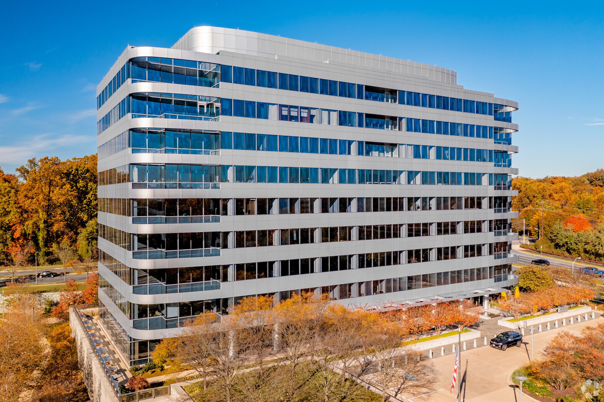 2000 Tower Oaks Blvd, Rockville, MD à louer Photo de l’immeuble– Image 1 sur 19