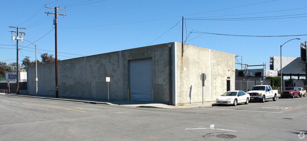 1255-1275 W 17th St, Long Beach, CA à louer - Photo de l’immeuble – Image 3 sur 4