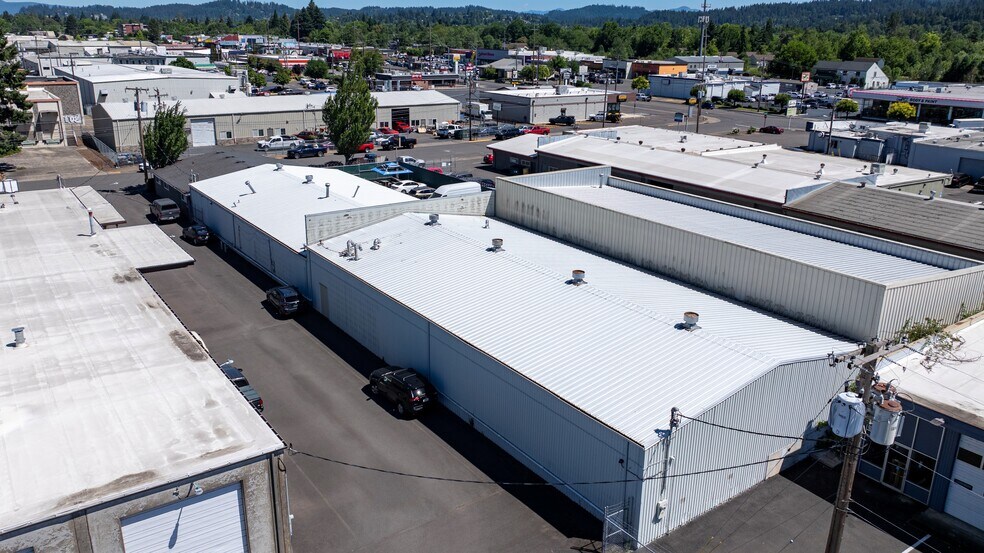1010 Wilson St, Eugene, OR à vendre - Photo de l’immeuble – Image 3 sur 16