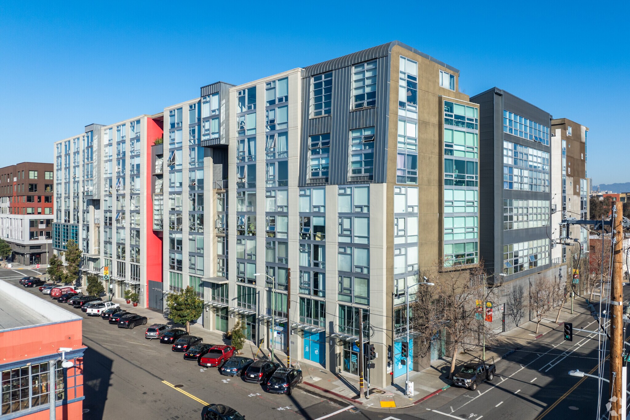 311 Oak St, Oakland, CA à vendre Photo principale– Image 1 sur 8