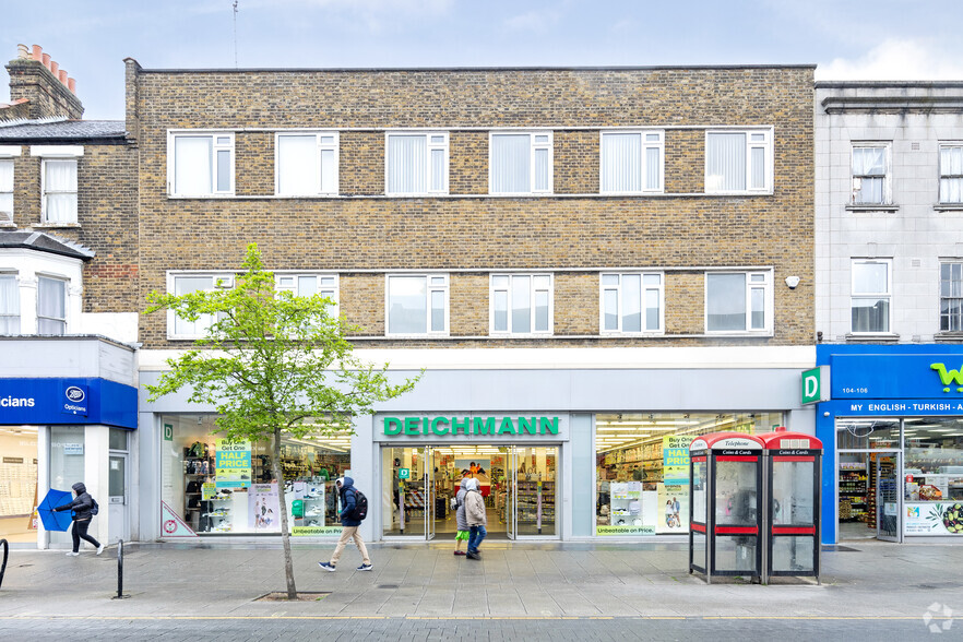 108-112 High St N, Londres à louer - Photo principale – Image 1 sur 4