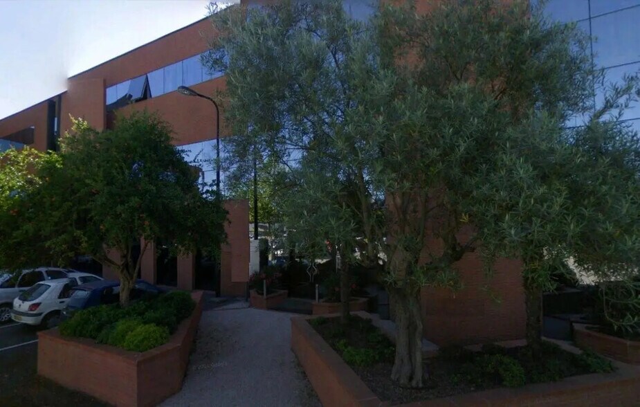 Bureau dans Colomiers à louer - Photo de l’immeuble – Image 1 sur 7