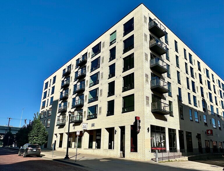 315 N 7th Ave, Minneapolis, MN à louer - Photo de l’immeuble – Image 1 sur 8