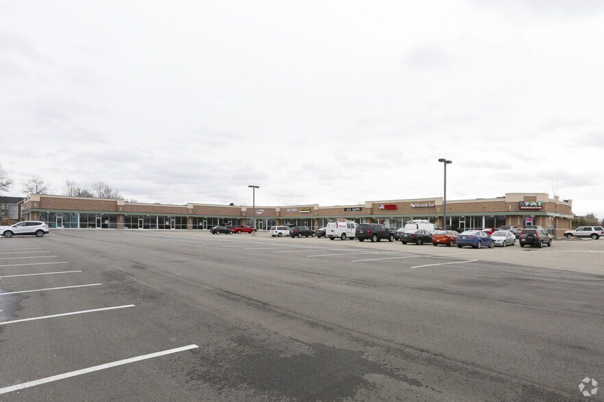 3006 W Shore Dr, Holland, MI à louer - Photo principale – Image 1 sur 13