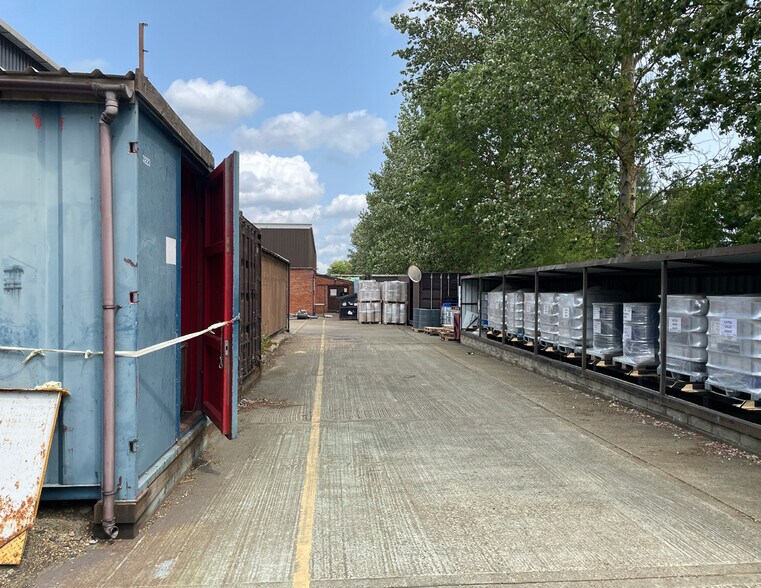 Shepherds Grove Industrial Estate, Bury St Edmunds à vendre - Photo de l’immeuble – Image 2 sur 9