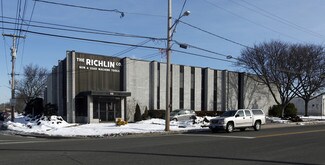 Plus de détails pour 40 Allen Blvd, Farmingdale, NY - Industriel/Logistique à louer