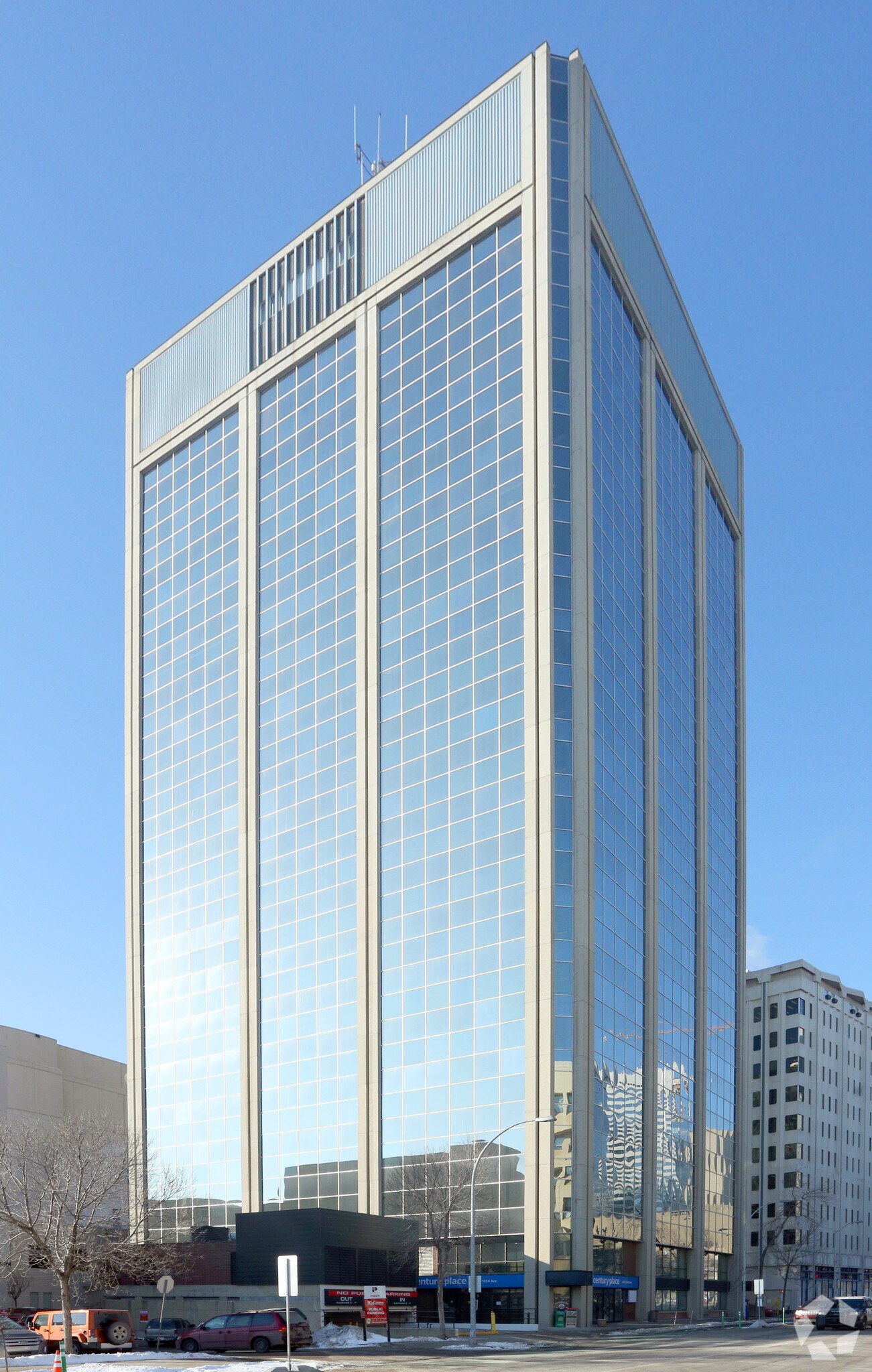 9803 102A Ave, Edmonton, AB à vendre Photo de l’immeuble– Image 1 sur 10