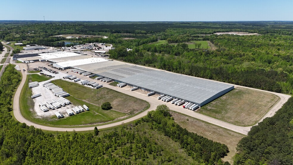 6451 Highway 15 N, Blue Mountain, MS à louer - Photo de l’immeuble – Image 3 sur 10