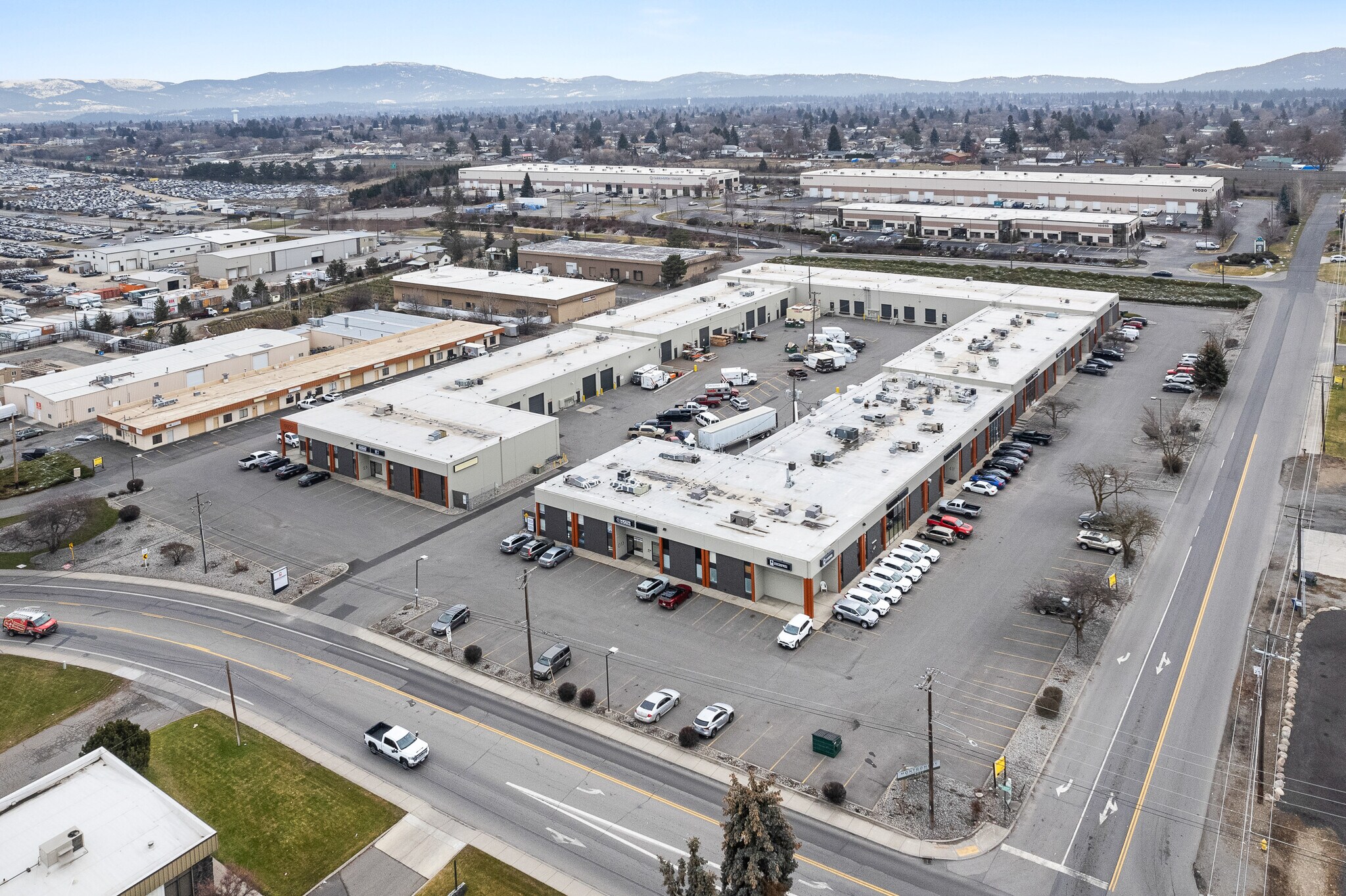 9922 E Montgomery Rd, Spokane Valley, WA à louer Photo principale– Image 1 sur 23