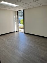 3529 Old Conejo Rd, Newbury Park, CA à louer Photo intérieure– Image 1 sur 5