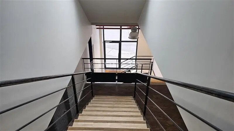 Bureau dans Lille à louer - Photo de l’immeuble – Image 3 sur 9