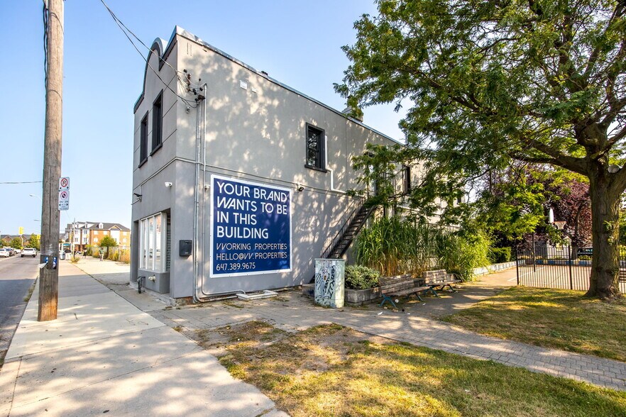 603 Keele St, Toronto, ON à louer - Photo de l’immeuble – Image 3 sur 27