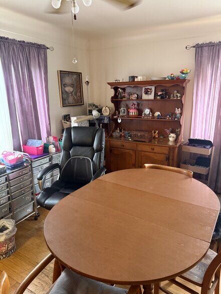 2300 Ford Ave, Wyandotte, MI à vendre - Photo de l’immeuble – Image 3 sur 7