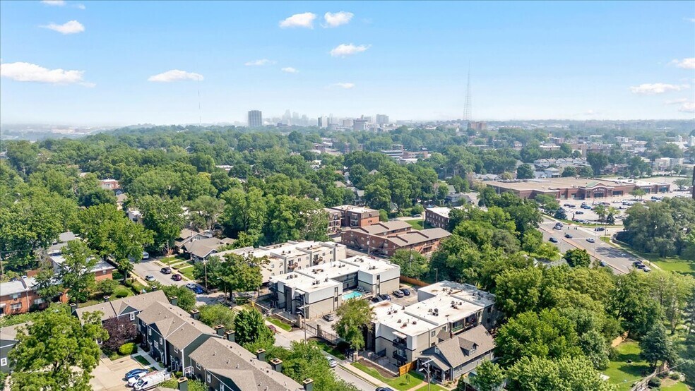 Carabella Condos portefeuille de 11 biens à vendre sur LoopNet.fr - Photo de l’immeuble – Image 2 sur 31
