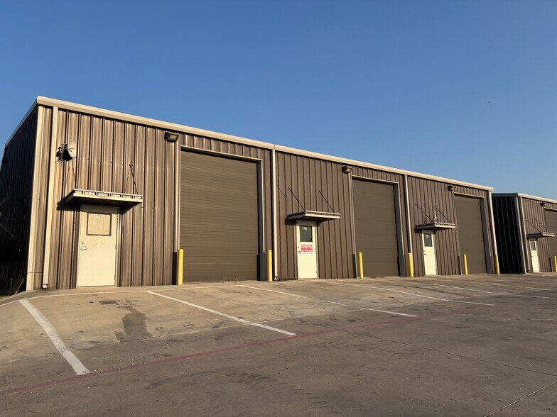 14430 Fm 718, Fort Worth, TX à louer - Photo de l’immeuble – Image 3 sur 9