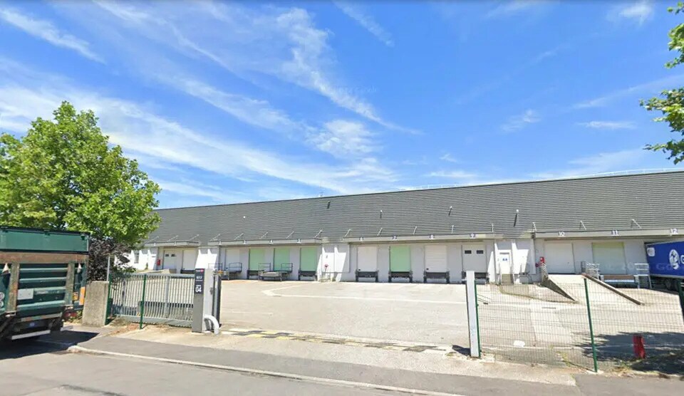 Industriel/Logistique dans Vénissieux à louer Photo de l’immeuble– Image 1 sur 5