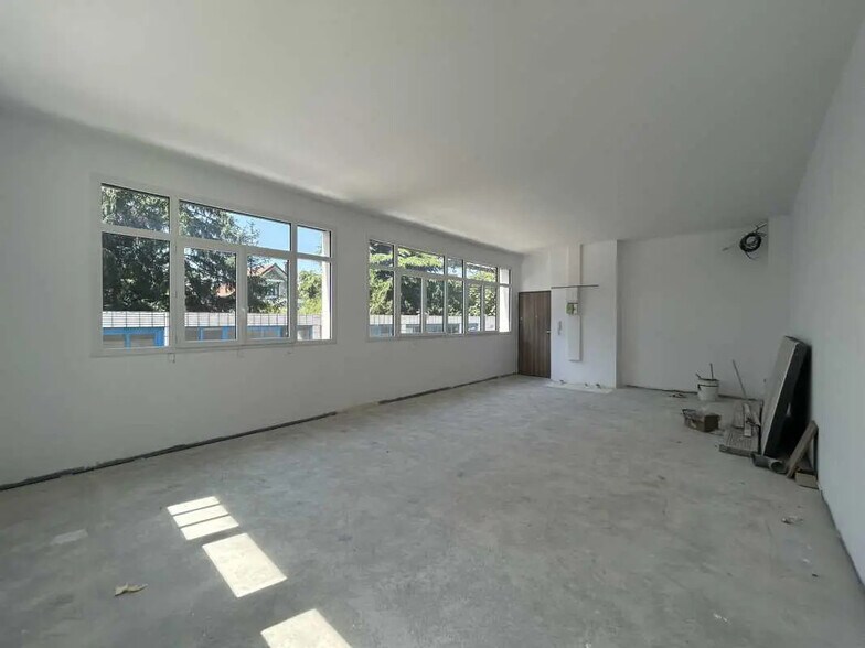 Bureau dans Saint-Maur-des-Fossés à vendre - Photo de l’immeuble – Image 3 sur 7