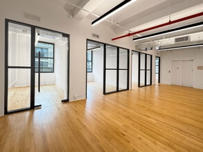 49 W 38th St, New York, NY à louer Photo intérieure– Image 1 sur 10