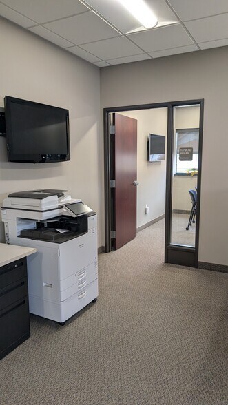 243-249 Cass Ave, Mount Clemens, MI à vendre - Photo de l’immeuble – Image 3 sur 5