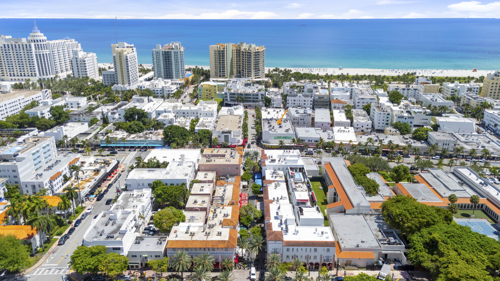 1437-1441 Washington Ave, Miami Beach, FL à louer - Photo de l’immeuble – Image 3 sur 3