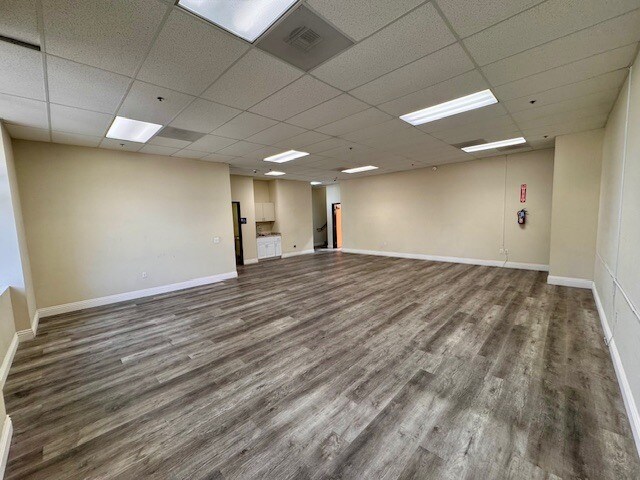 610-640 W Lambert Rd, Brea, CA à vendre - Photo de l’immeuble – Image 3 sur 26
