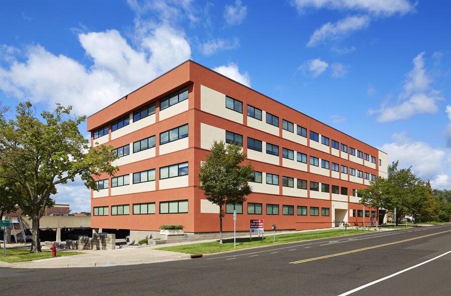 555 Park St, Saint Paul, MN à louer - Photo de l’immeuble – Image 1 sur 4