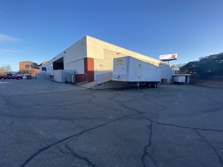 130 Hamilton St, New Haven, CT à louer - Photo de l’immeuble – Image 3 sur 12
