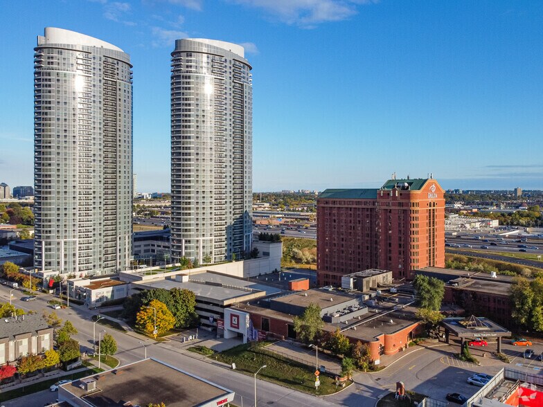 2035 Kennedy Rd, Toronto, ON à vendre - Photo de l’immeuble – Image 1 sur 3