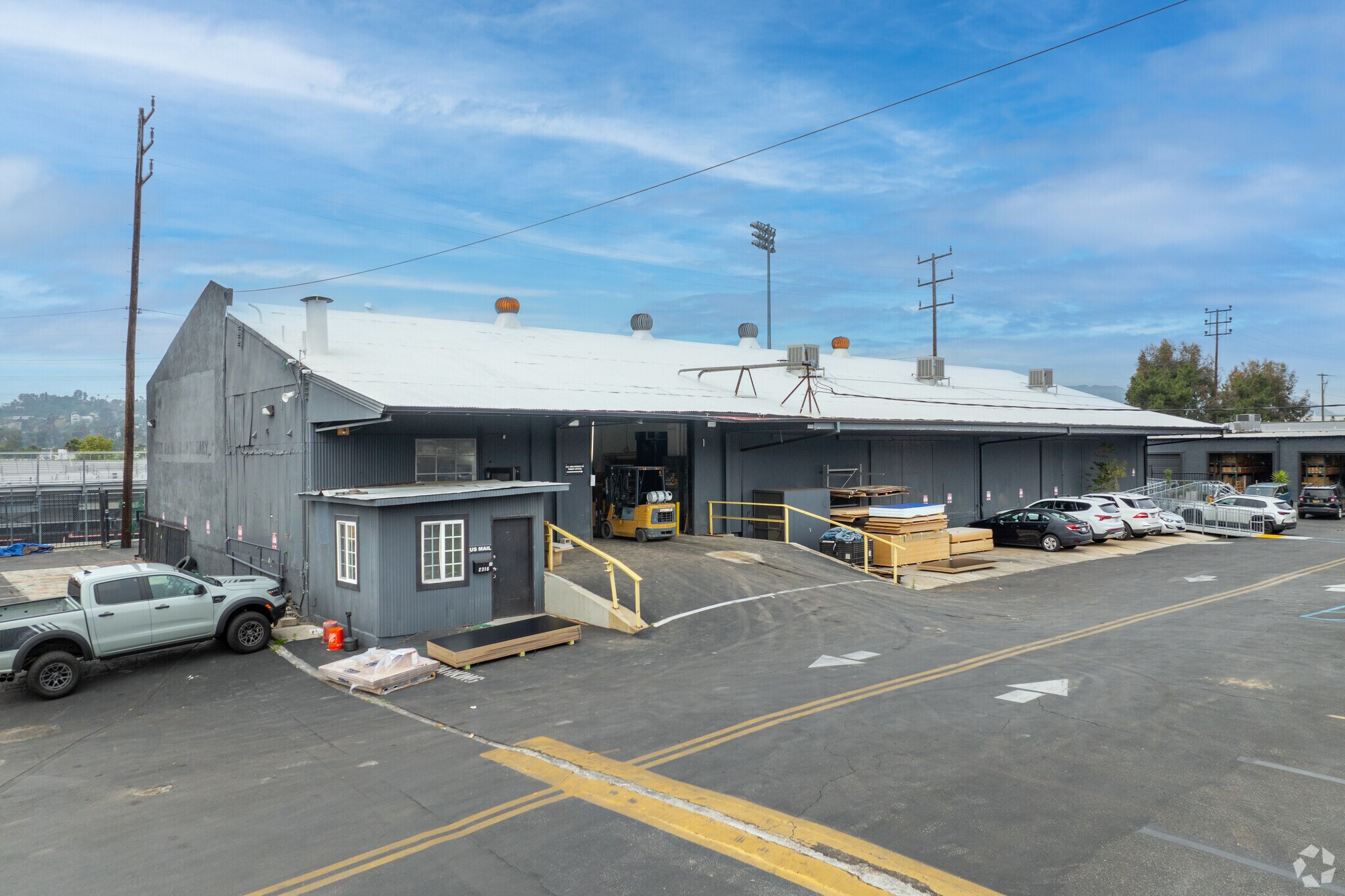 2316 N San Fernando Rd, Los Angeles, CA à louer Photo principale– Image 1 sur 12