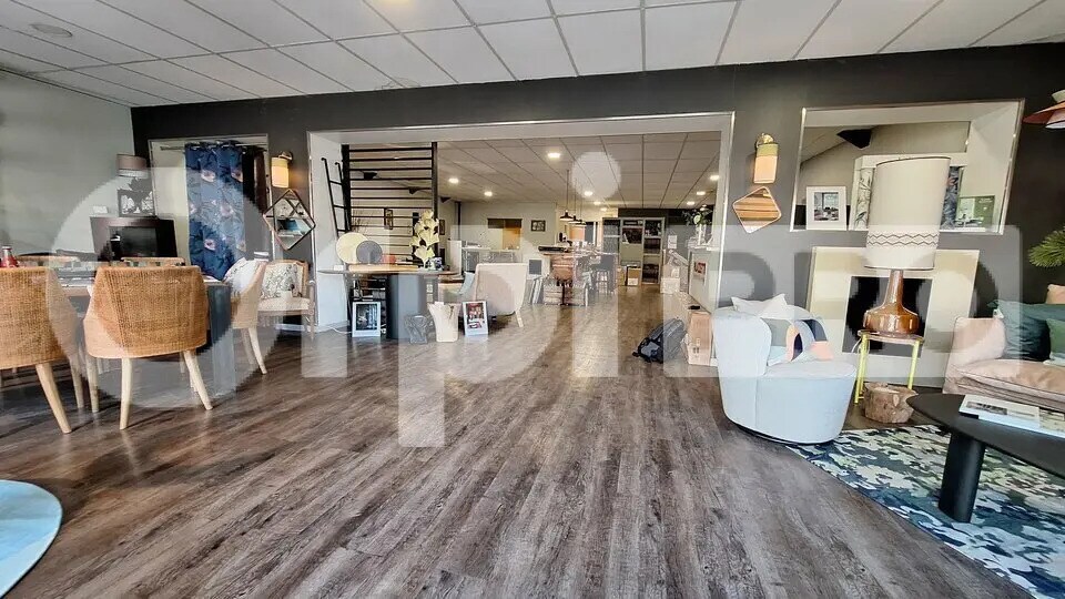 Local commercial dans Soissons à vendre - Photo de l’immeuble – Image 3 sur 6