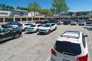 Plus de détails pour 8595 Beach Blvd, Jacksonville, FL - Local commercial à louer