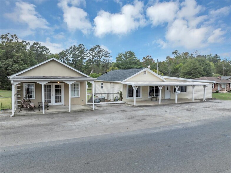 6071 N Main St SE, Acworth, GA à vendre - Photo de l’immeuble – Image 2 sur 65