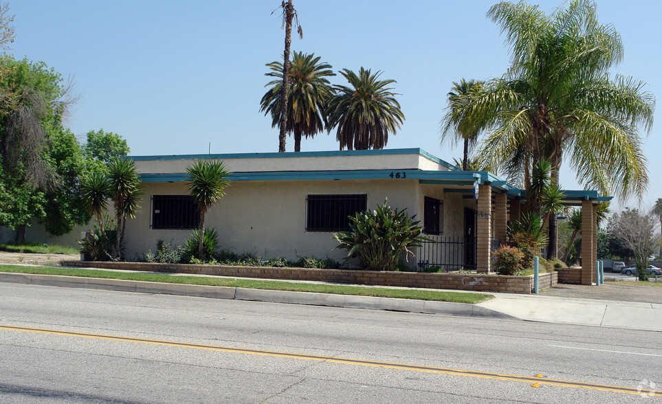 463 N Sierra Way, San Bernardino, CA à vendre - Photo de l’immeuble – Image 3 sur 10