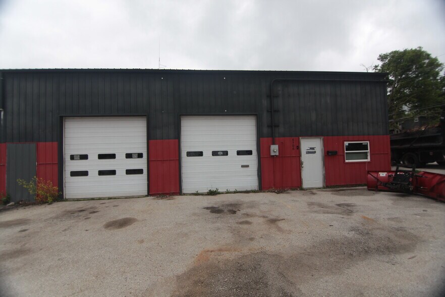 4706 12th St, Rock Island, IL à vendre - Photo de l’immeuble – Image 3 sur 43