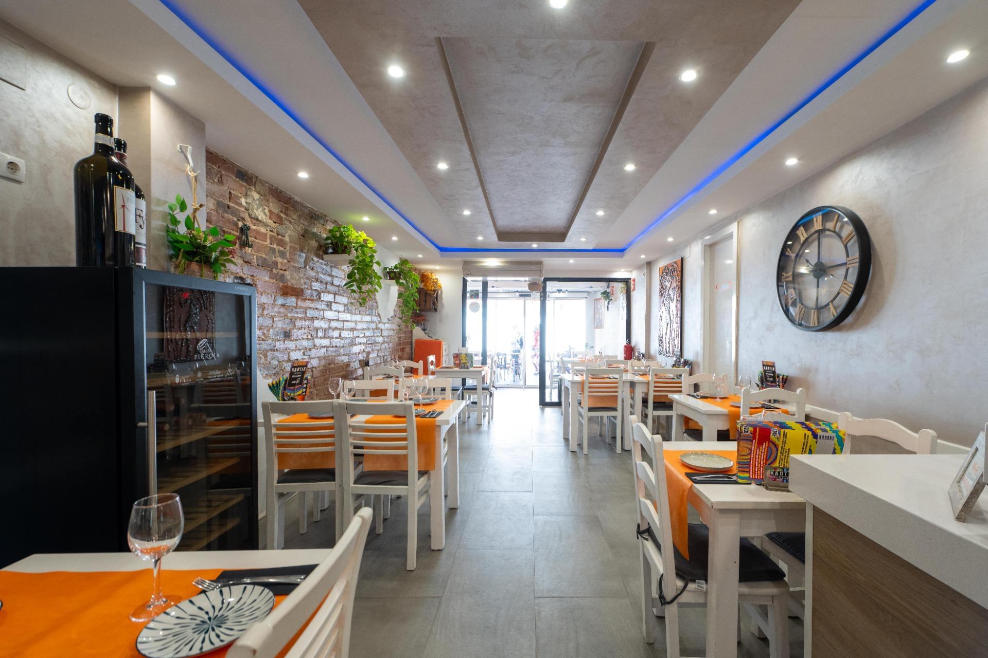 Local commercial dans Calella, Barcelona à louer Photo intérieure– Image 1 sur 18