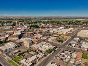 225 S Toppenish Ave, Toppenish, WA - VUE AÉRIENNE  vue de carte - Image1