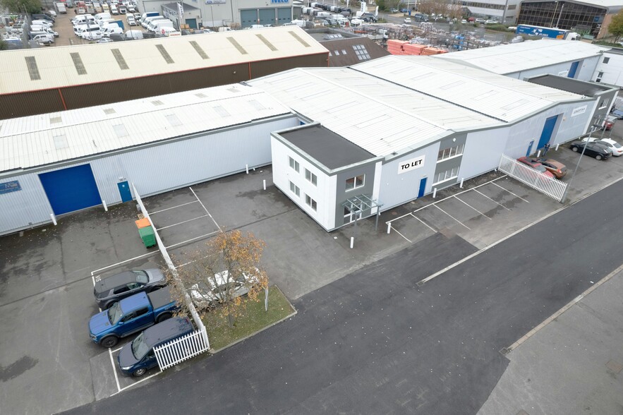 B7 Millbrook Close, Eastleigh à louer - Photo de l’immeuble – Image 1 sur 18